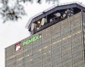 ¡PIERDE GOBIERNO $123 MIL MILLONES POR EL ROBO DE COMBUSTIBLE!