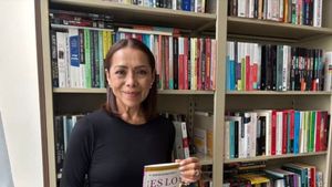 ¡“TODOS TENEMOS UNA DEUDA CON LOS PACIENTES CON ENFERMEDADES RARAS”: JOSEFINA VÁZQUEZ MOTA!