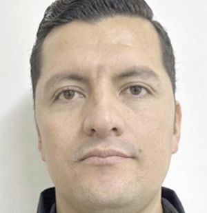 ¡SICARIOS EMBOSCAN Y MATAN A AGENTE ESTATAL!