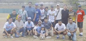 ¡TUBEROS APALEA EN PELOTA DEL SINATIN!