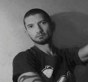 ¡LO BUSCAN EN XALAPA! - *Familiares y amigos difunden su fotografía tras casi dos semanas de su desaparición