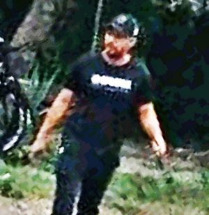 ¡REPORTAN A HOMBRE INTOXICADO Y AGRESIVO CON LOS VECINOS!