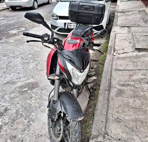 ¡LE ROBAN LA MOTO CUANDO COMPRABA LA DESPENSA EN PLAZA AMÉRICAS!