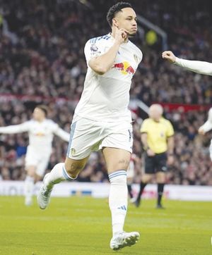 ¡LEEDS VUELVE A GANAR EN OLD TRAFFORD UN PARTIDO DE LIGA!
