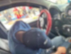 ¡MATAN A BALAZOS A TAXISTA! - EN EL ATAQUE ARMADO UN TRABAJADOR DE BIMBO RESULTO HERIDO DE UNA PIERNA