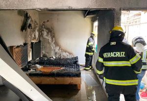 ¡EXPLOTA Y SE INCENDIA CASA EN DREAM LAGOONS!