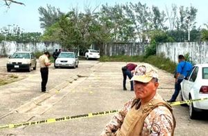 ¡PERSIGUEN A BALAZOS Y SECUESTRAN A PETROLERO!