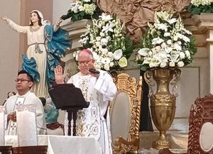 ¡HAY QUE CUIDARSE UNOS Y OTROS! - OBISPO DE VERACRUZ