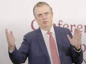 ¡ABREN INDAGATORIA CONTRA EBRARD POR HIJO EN REINO UNIDO!