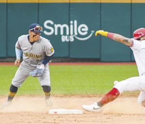 ¡EL ÁGUILA LE GANA 6-1 AL EQUIPO DE MARINA!