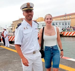¡NURIA VINO DESDE ESPAÑA A VER A SU NOVIO CADETE!