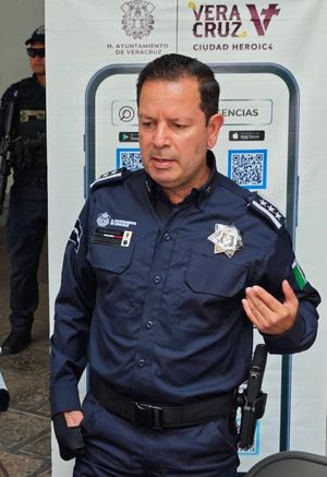 ¡ASALTAN GASOLINERA EN LAS BAJADAS!