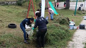 ¡PAREJA DE CRIMINALES ENCAÑONAN A DAMA PARA ROBARLE 4 MIL PESOS!