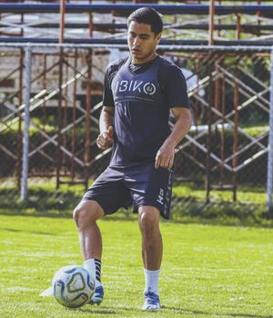 ¡DOBLE SESIÓN DE TRABAJO PARA EL MONSTROU MORADO EN LA SERIE “A”!