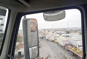 ¡VIVEN EN ZOZOBRA CHOFERES FRONTERIZOS!