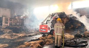 ¡INCENDIO EN LAS GALERAS DE RANCHO EN LA ANTIGUA!
