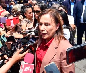 ¡VAN POR HELICÓPTEROS! - *Anuncia Nahle inversión de 300 mdp y alza salarial a policías
