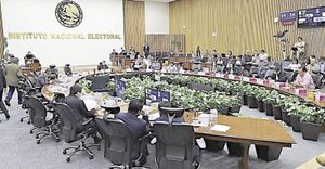 ¡AMPLÍA COMITÉ A 410 LISTA DE ASPIRANTES A CONSEJEROS DEL INE!