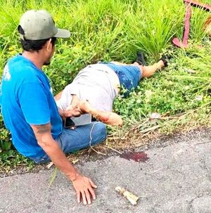 ¡MUJER LESIONADA EN DERRAPÓN DE MOTO EN EL COCUITE!