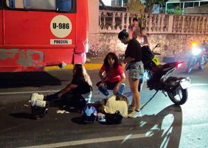 ¡SE ESTRELLAN CONTRA CAMIÓN DE PASAJE!