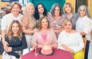 CECY GARZA CELEBRA UN CUMPLEAÑOS CON MUCHO AMOR
