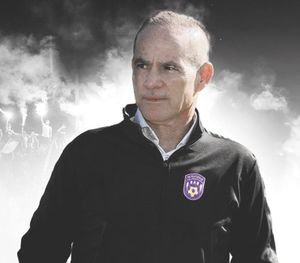 ¡GASTÓN OBLEDO ES DESPEDIDO DEL RACING!