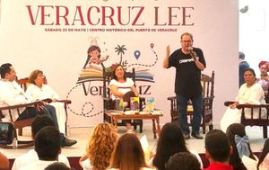 ¡VINO PACO IGNACIO TAIBO II! - *El objetivo es "salir de aquí diciendo: Veracruz lee y lee"
