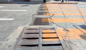 ¡CALORÓN CAUSA OLORES EN EL DRENAJE!