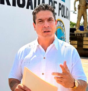 ¡ABOGADOS VERACRUZANOS PROMUEVEN LA LEY PENSIÓN BLINDADA!