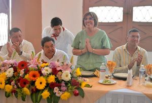 ¡YA TIENEN 105 AÑOS!
