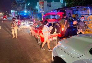 ¡LE QUITA EL CARRO A SU EXNOVIA, LO CHOCA Y ES DETENIDO EN EL PUENTE BICENTENARIO!