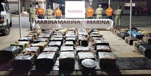 ¡‘PESCAN’ 2.1 TONELADAS DE DROGA EN EL TEHUANTEPEC! - OPERATIVO DE LA SEMAR