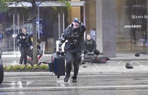 ¡TIROTEO CERCA DE LA CASA BLANCA! - *Agentes del Servicio Secreto abaten al atacante