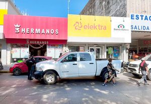 ¡CATEAN EMPEÑO EN ELEKTRA POR LA CADENITA DE HÉCTOR YUNES!