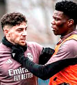 ¡VALVERDE AL HOSPITAL POR PLEITO CON TCHOUAMENI EN EL REAL MADRID!