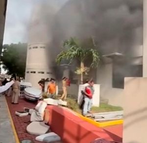 ¡QUE FUE PROVOCADO! - SE QUEMA OTRA VEZ LA NÁUTICA