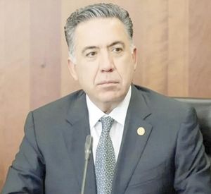 ¡DICE INZUNZA NO TENER CONTACTO CON EU: 'ESTOY EN SINALOA'!