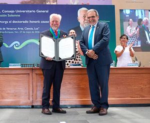 ¡HONORIS CAUSA! - DE LA UV