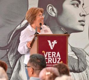 ¡VAN A REGULARIZAR A 17 COLONIAS! - AHORA SI