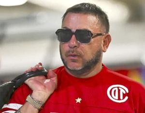 VA MOHAMED POR RÉCORD DE NACHO TRELLES