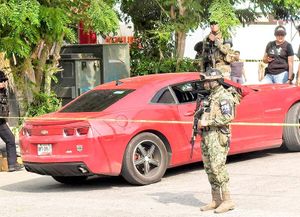 ¡VENDÍA AUTOS USADOS EL ASESINADO EN TUXPAN!