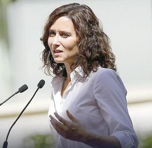 ¡AYUSO ACUSA A SHEINBAUM DE ALENTAR PROTESTAS EN SU CONTRA!