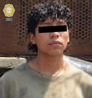 ¡CAPTURAN A JOVEN AL INTENTAR TRASLADAR 47 KILOS DE DROGA DE LA CDMX A XALAPA!