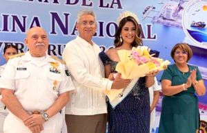 ¡COMIENZA EL FESTIVAL DEL MAR! - *Coronan a la reina de la Marina Nacional 2026