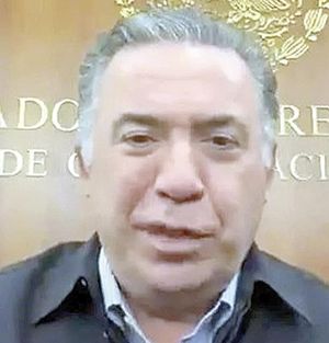 ¡NIEGA INZUNZA CARGOS Y DESCARTA DEJAR SU CURUL EN EL SENADO!