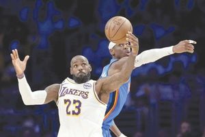 ¡CAVALIERS RESPIRAN Y OKLAHOMA CITY DEJA A LAKERS EN LA LONA!