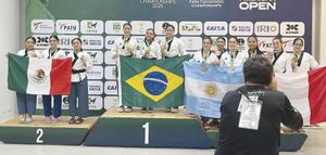 ¡PLATA PARA VERACRUZANA EN PANAMERICANO DE TAEKWONDO!