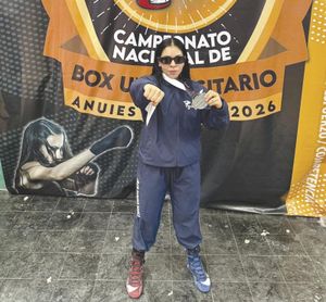 ¡REGRESO TRIUNFAL DE BOXEADORA VERACRUZANA!