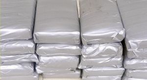 ¡INCAUTAN MÁS DE 400 KILOS DE COCAÍNA TRAS ATERRIZAJE!