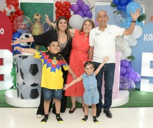 KAREN Y JOSÉ FERNANDO FESTEJAN SUS CUMPLEAÑOS